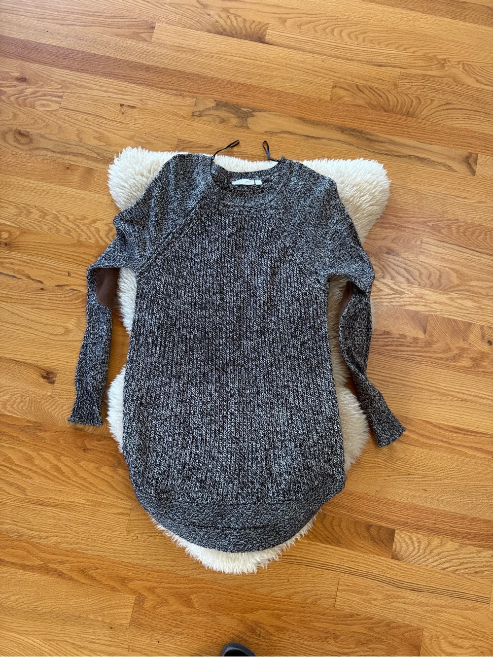 RD Style Marled Gray Crewneck Sweater